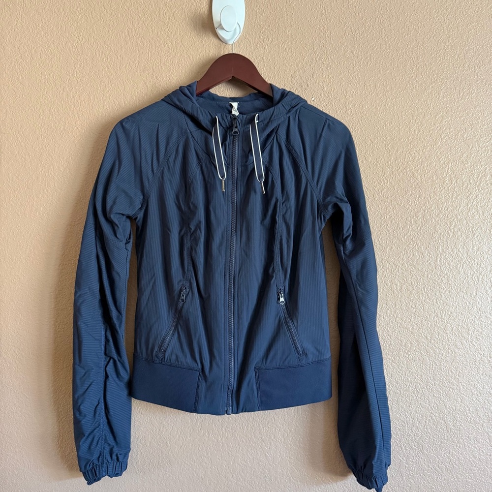 Lululemon Street to Studio Jacket Navy Blue Pin-Stripe Jacket Size 4